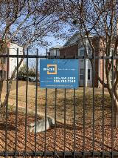 Exterior Signage Photo